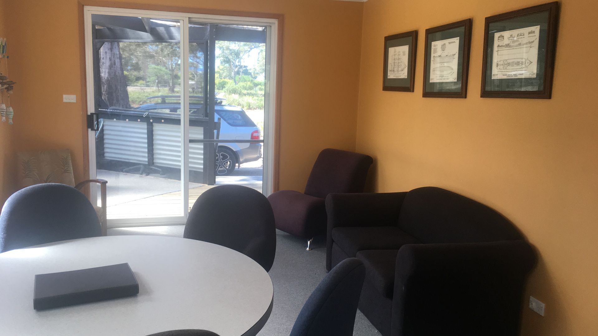 Serenity Beach House Dolphin Sands\nFree late checkout maybe available on request — image 9