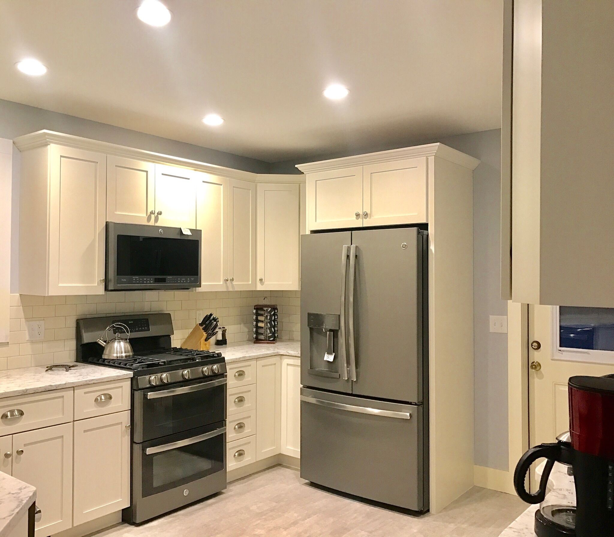 Oceanfront Victorian with Vineyard Sound Views