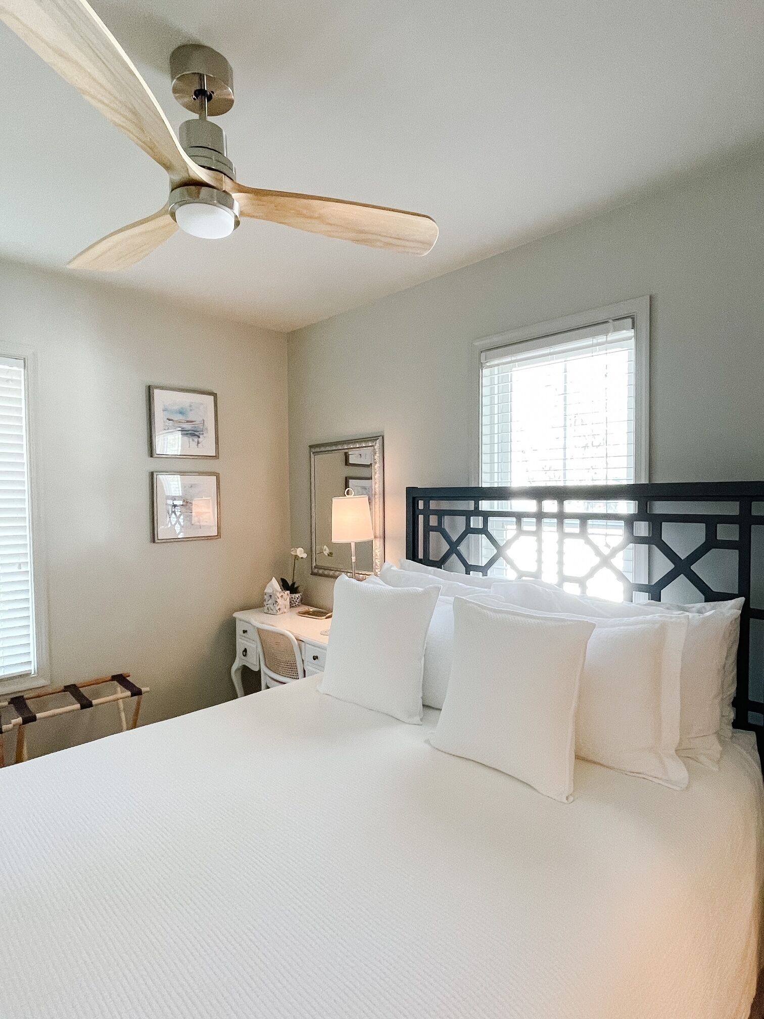 St. Michael's Premier In-Town Rental with heated pool and 2023 Designer updates!