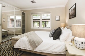 4 dormitorios, tabla de planchar con plancha, wifi gratis y ropa de cama