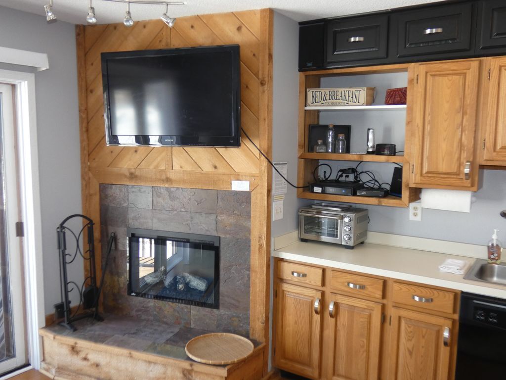 'Escape Plan'  great location for year round fun