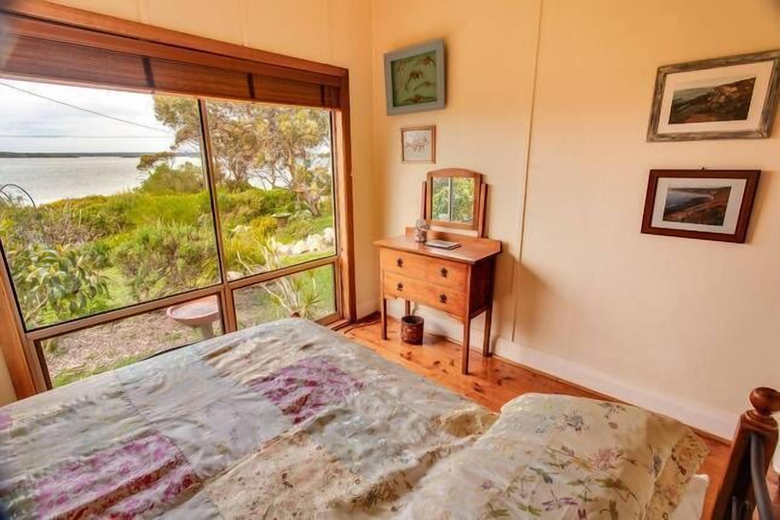 Pelican cabin - sanctuary sunsets