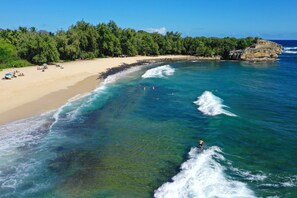 Sun loungers, beach towels - Ocean Front 3 BR, 1 level Condo .   Pool, SPA , huge Lanai .   Pickle Ball (Koloa)