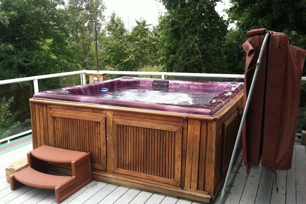 Bain à remous extérieur