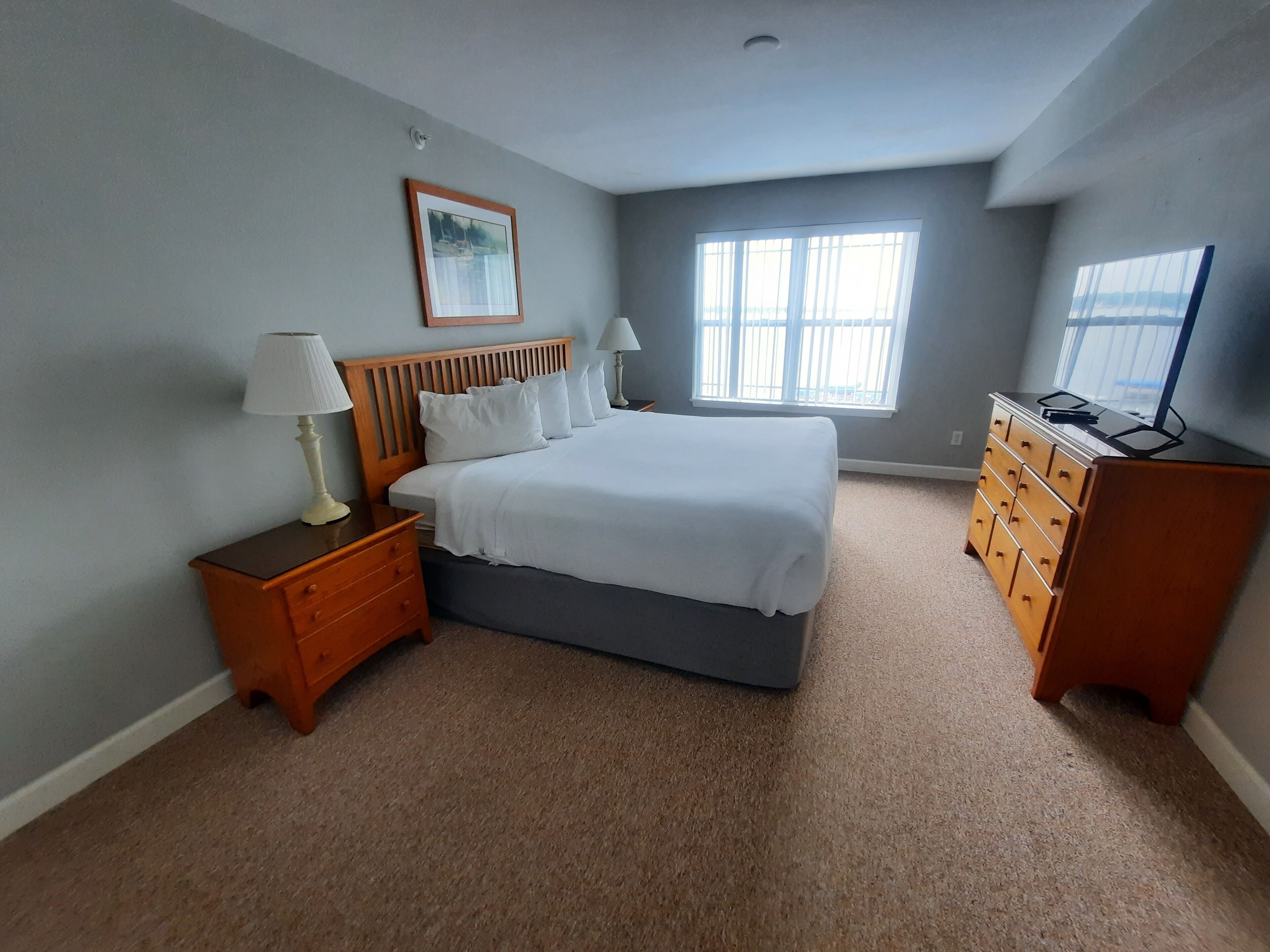 317- 2 Bedroom/2 Story Lake View Condo