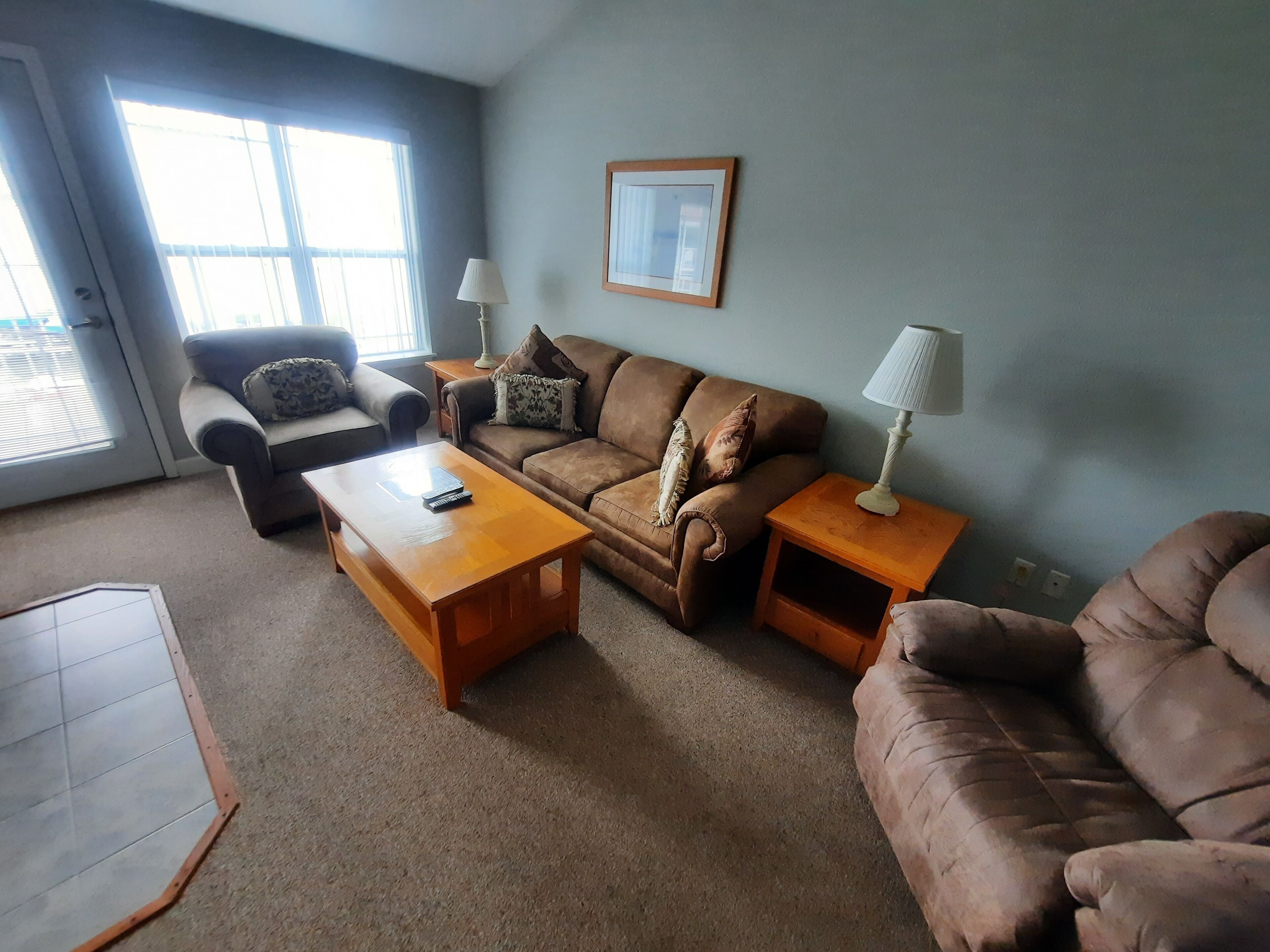 317- 2 Bedroom/2 Story Lake View Condo