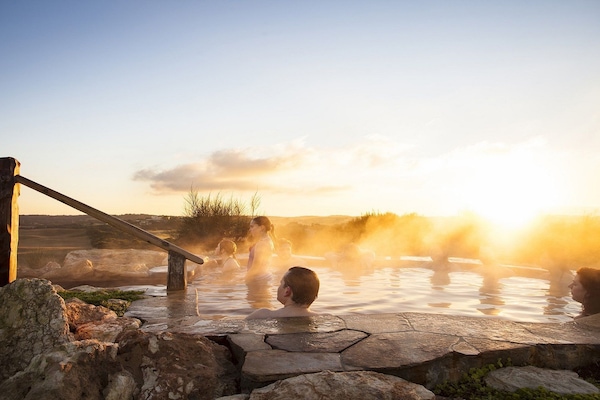 take a short drive to the Peninsula Hot Springs