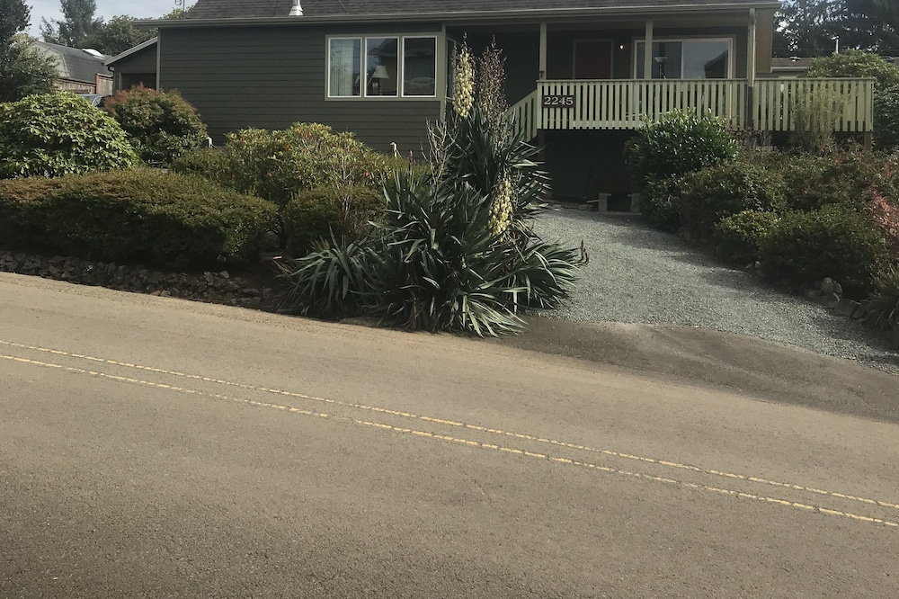 Bellhaven - Netarts Bay Home for Vacationers