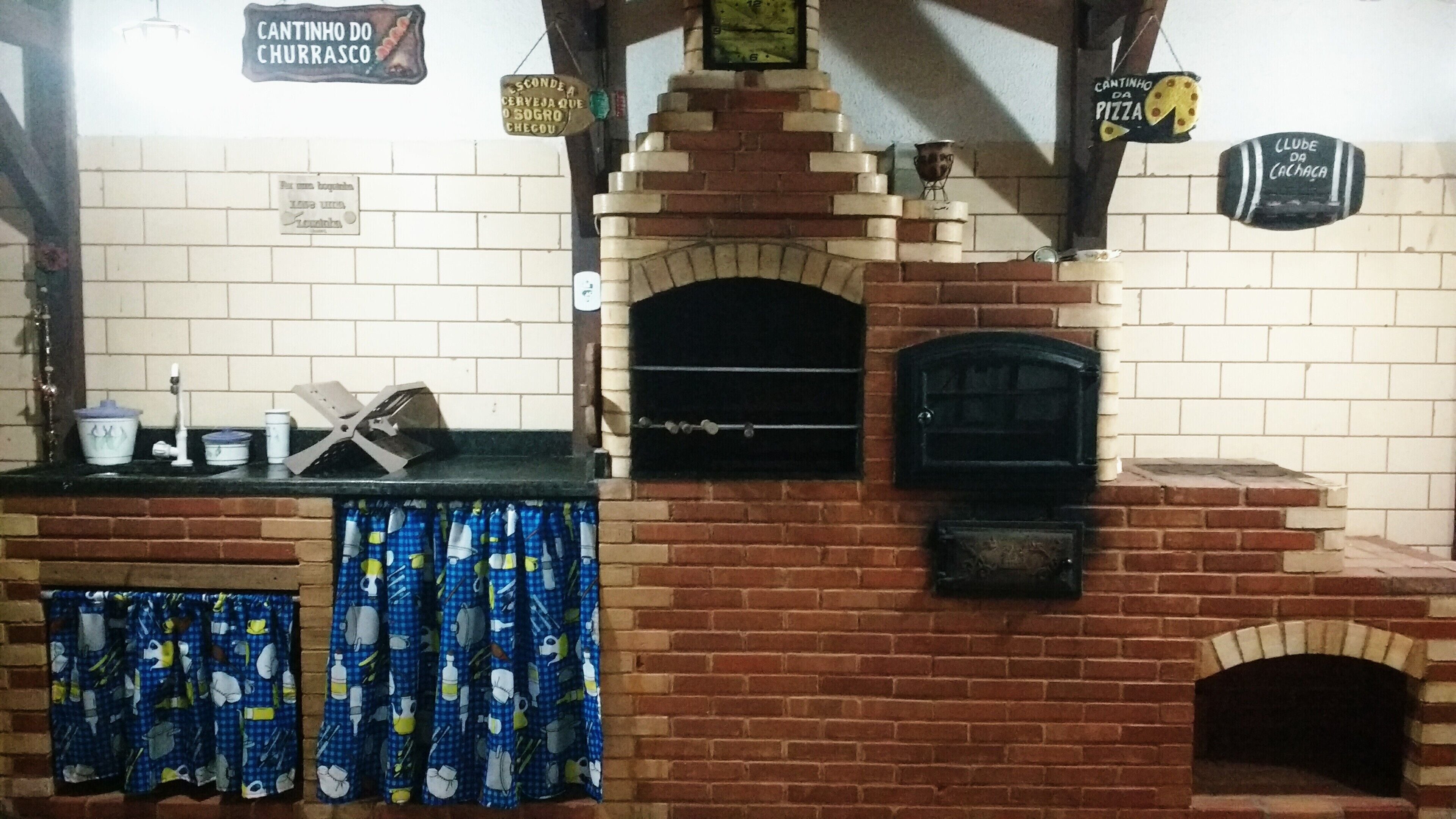 Excellent House 40 meters from the beach and 100 meters from Shopping Peró! WIFI + SKY