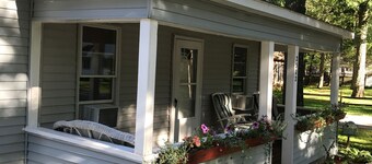 CABIN #1 WITH LAKE VIEW AT HIGGINS LAKE - TRUE NORTH CABIN RENTALS