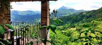 Tuscan Farmhouse in Hills w/Stunning Views - Private Pool, near Barga