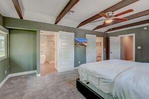 4 chambres, fer et planche à repasser, Wi-Fi, draps fournis