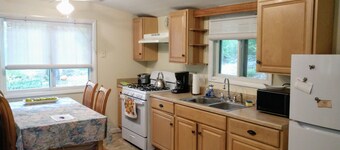 Private, Cottage with Skaneateles Lake access, one mile from village center