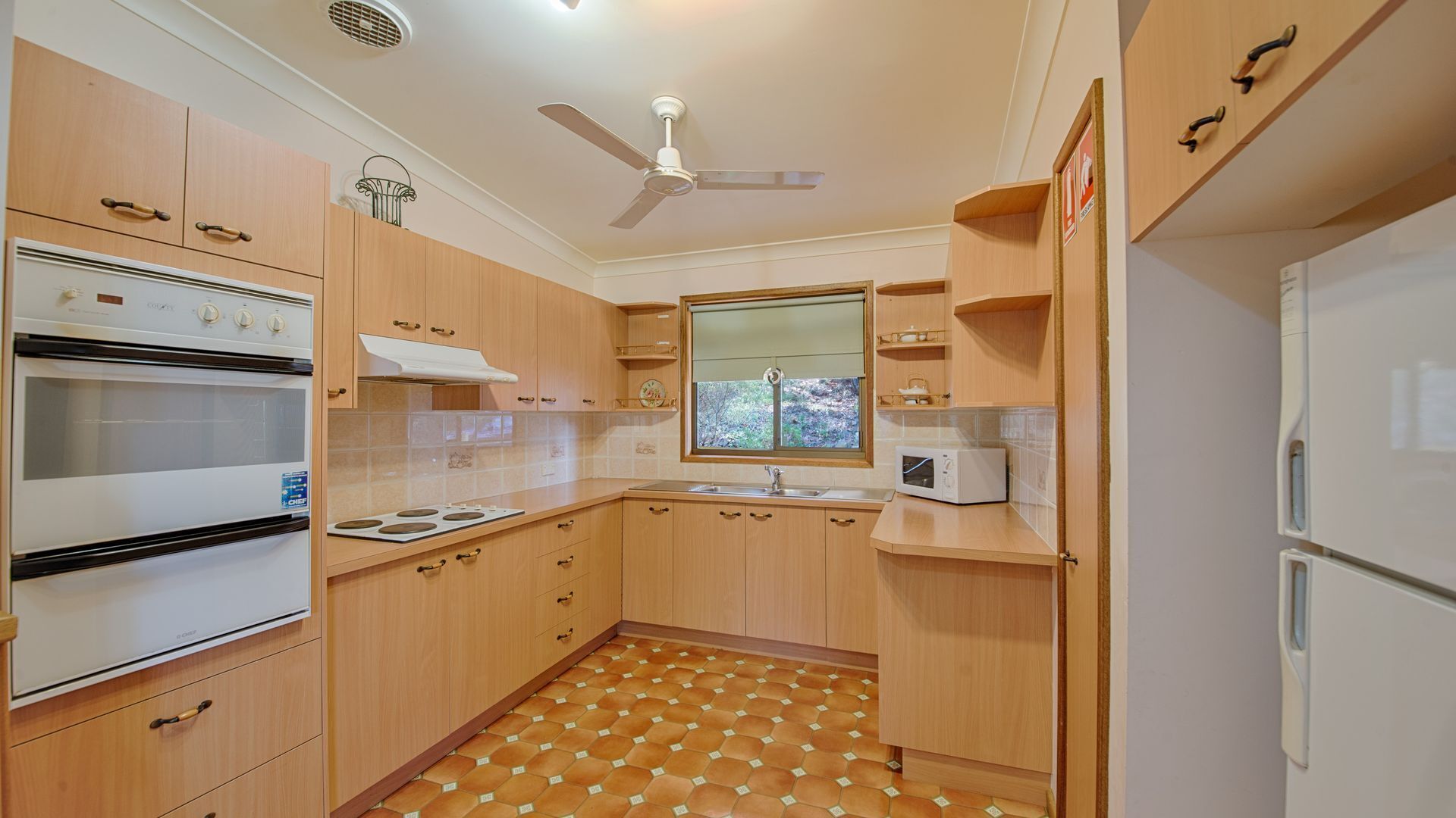 McDonald cottage - wine country getaway — image 4