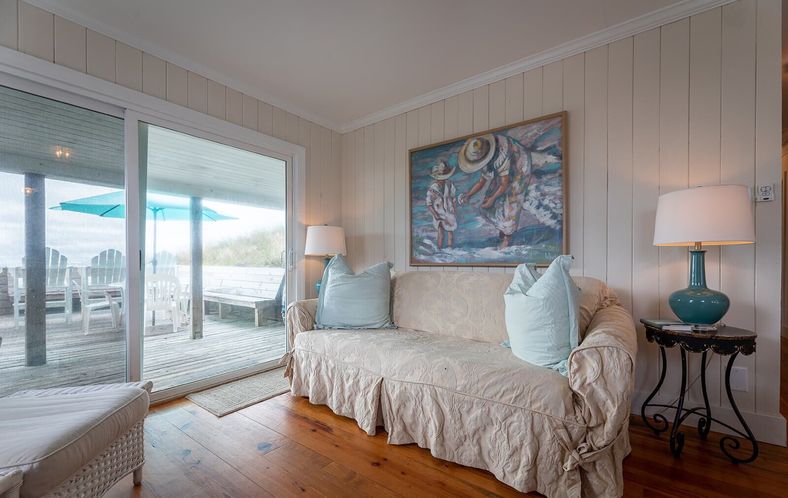 Amazing Ocean Front Cottage on the Crystal Coast