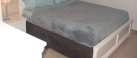 2 slaapkamers, een strijkplank/strijkijzer, wifi, beddengoed