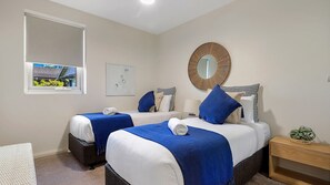 3 bedrooms, free WiFi, bed sheets, wheelchair access