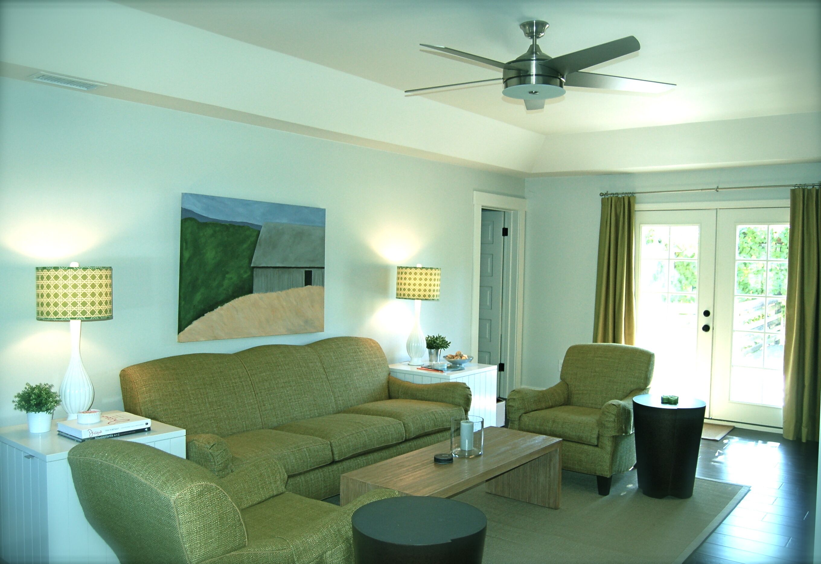 Contemporary Luxury in Wine Country - Walkable to 9 tasting rooms!