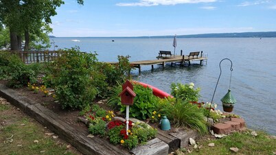 GORGEOUS Waterfront Home w/Huge Flat Yard, AMAZING VIEWS, Wine Trail