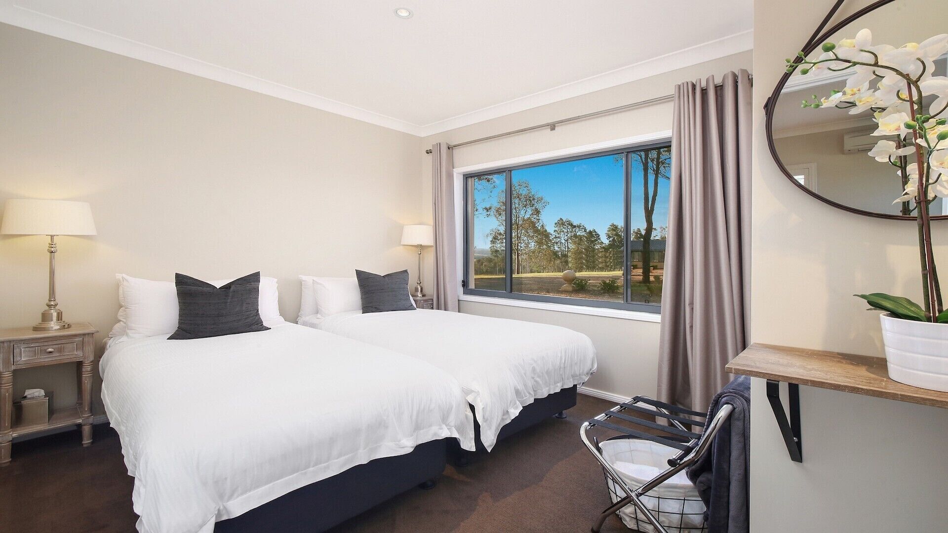Degen Estate - Luxury group accommodation at its best! — image 27