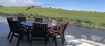 RIVERVIEW HEIGHTS Large/small Group Accommodation