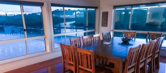 RIVERVIEW HEIGHTS Large/small Group Accommodation