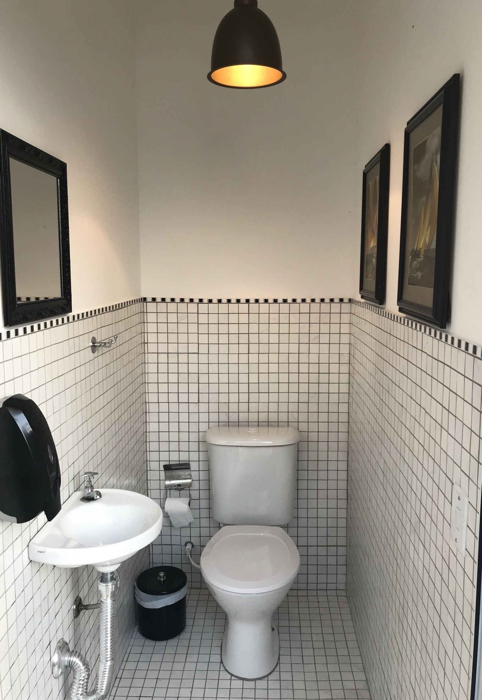 Luxury beach house with pool, terrace and elevator overlooking the sea 