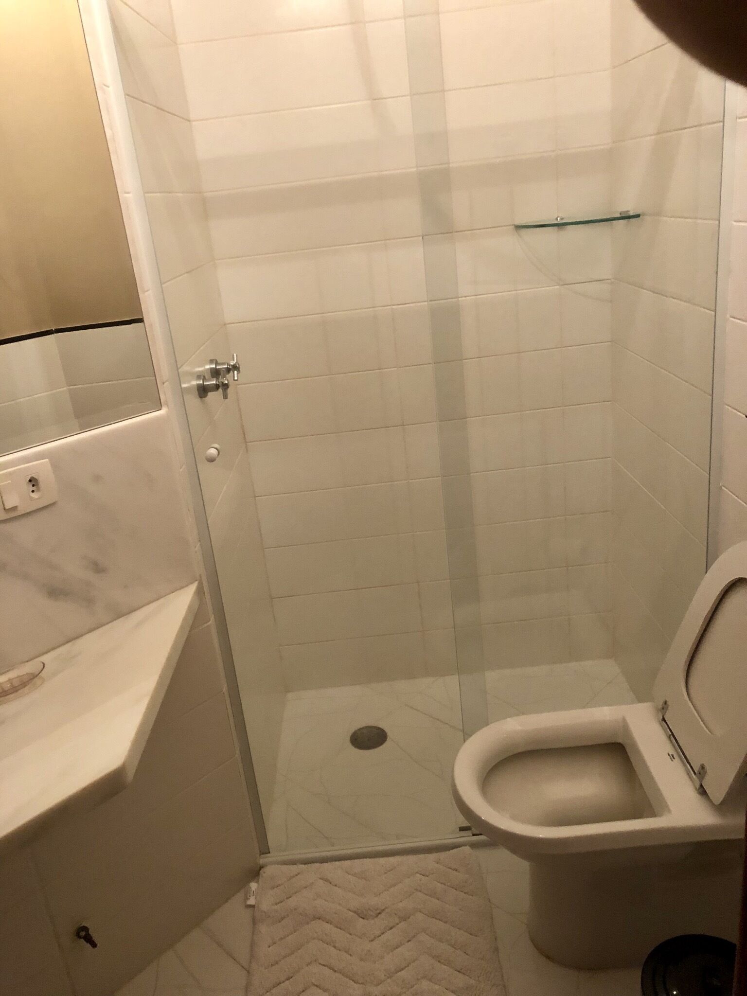 Luxury beach house with pool, terrace and elevator overlooking the sea 