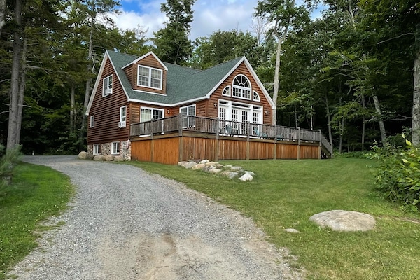 Front of the building from the Adirondack Loj Road