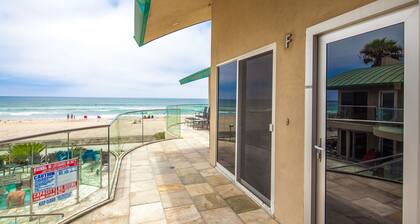 2e étage Surf Rider Condo Dans Mission Beach - bain à remous et vue sur l'océan