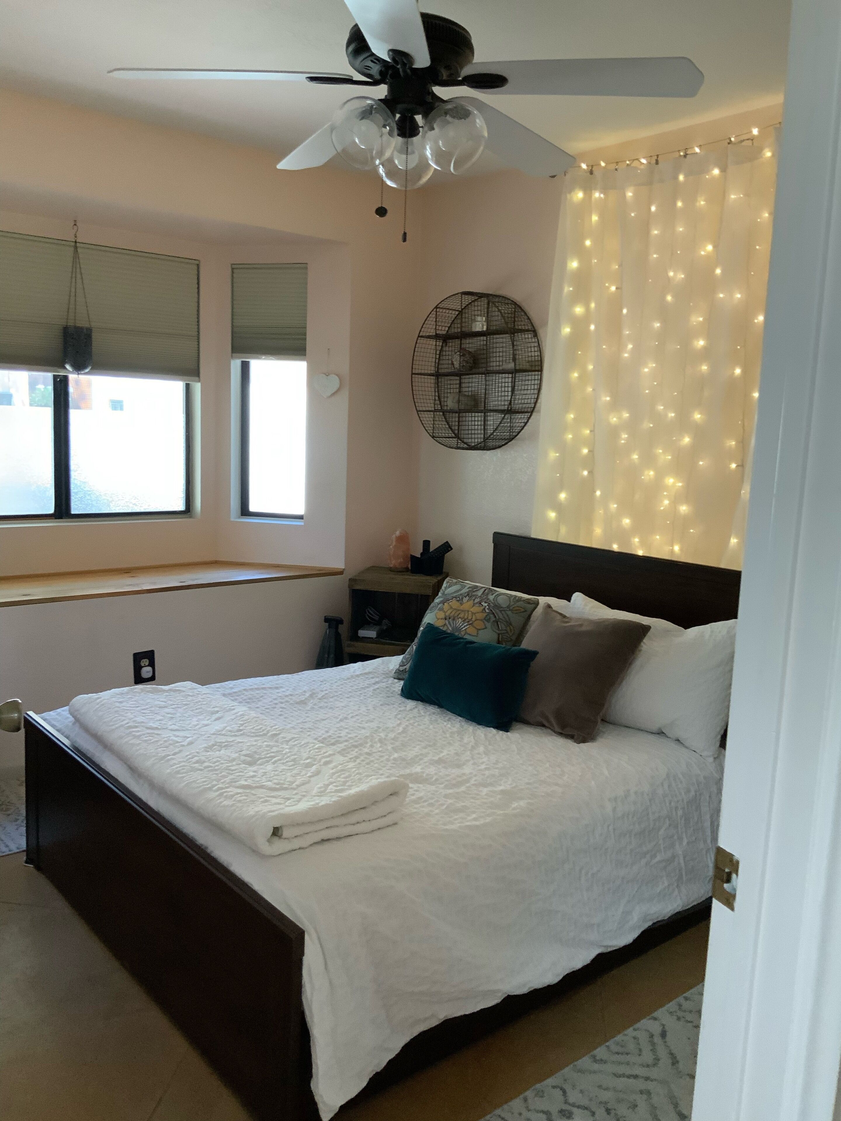 Private Hideaway/Private Entrance -No access to main house, 2 bedroom suite