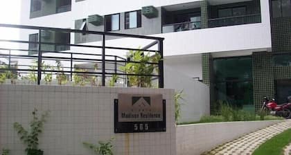 Appartement moderne, joliment décoré et meublé, avec piscine et wifi