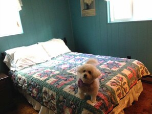 3 chambres, fer et planche à repasser, Wi-Fi gratuit, draps fournis