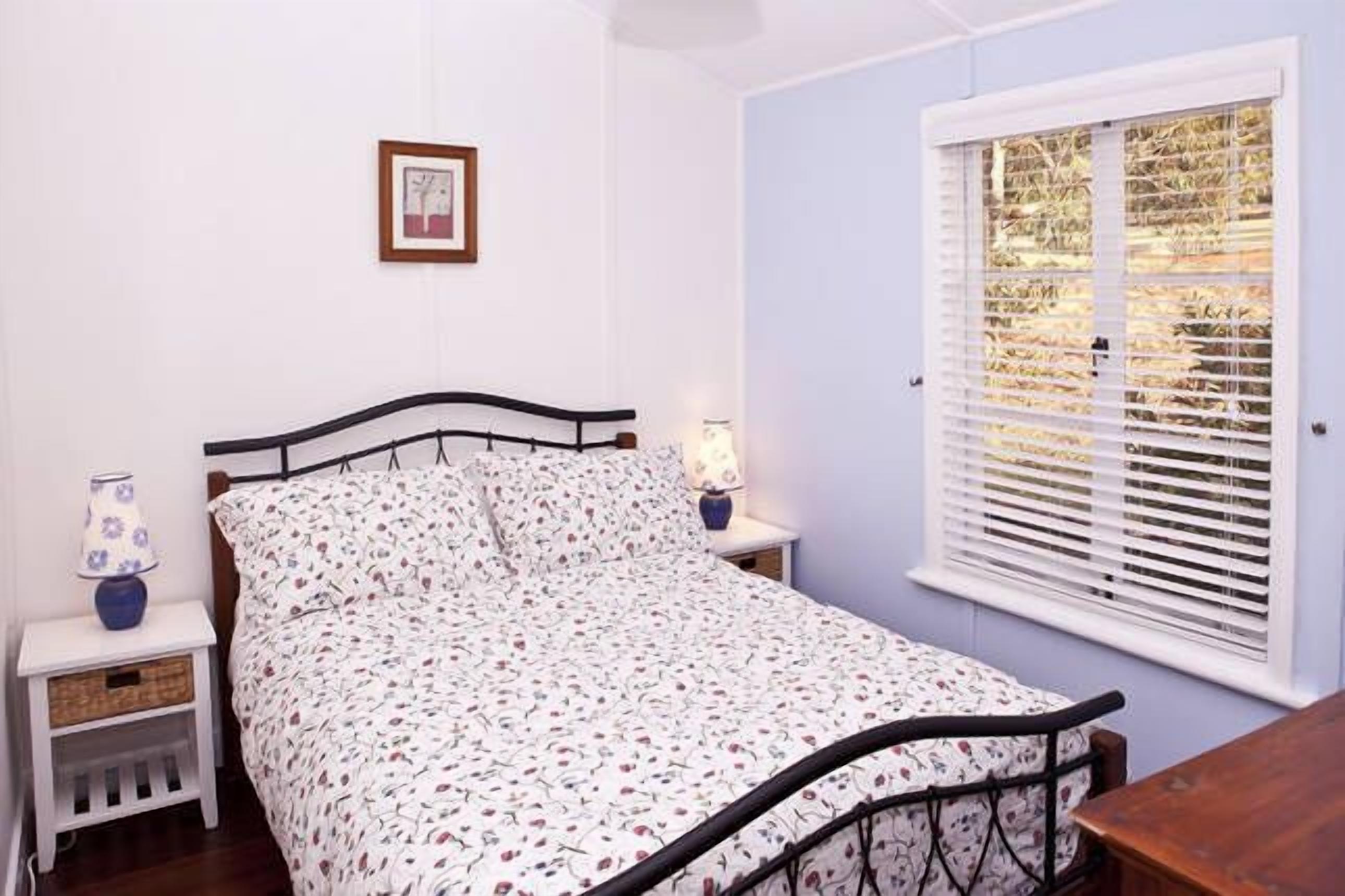 Wildwood Brook Cottage - Stunning views with large entertaining deck — image 13