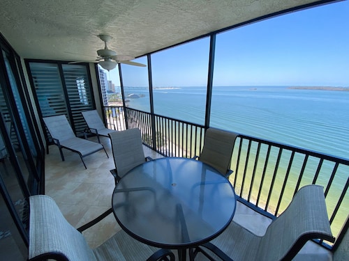 Sanibel Harbour Resort Harbour Tower 712:    Beachfront condo overlooking dazzling waters