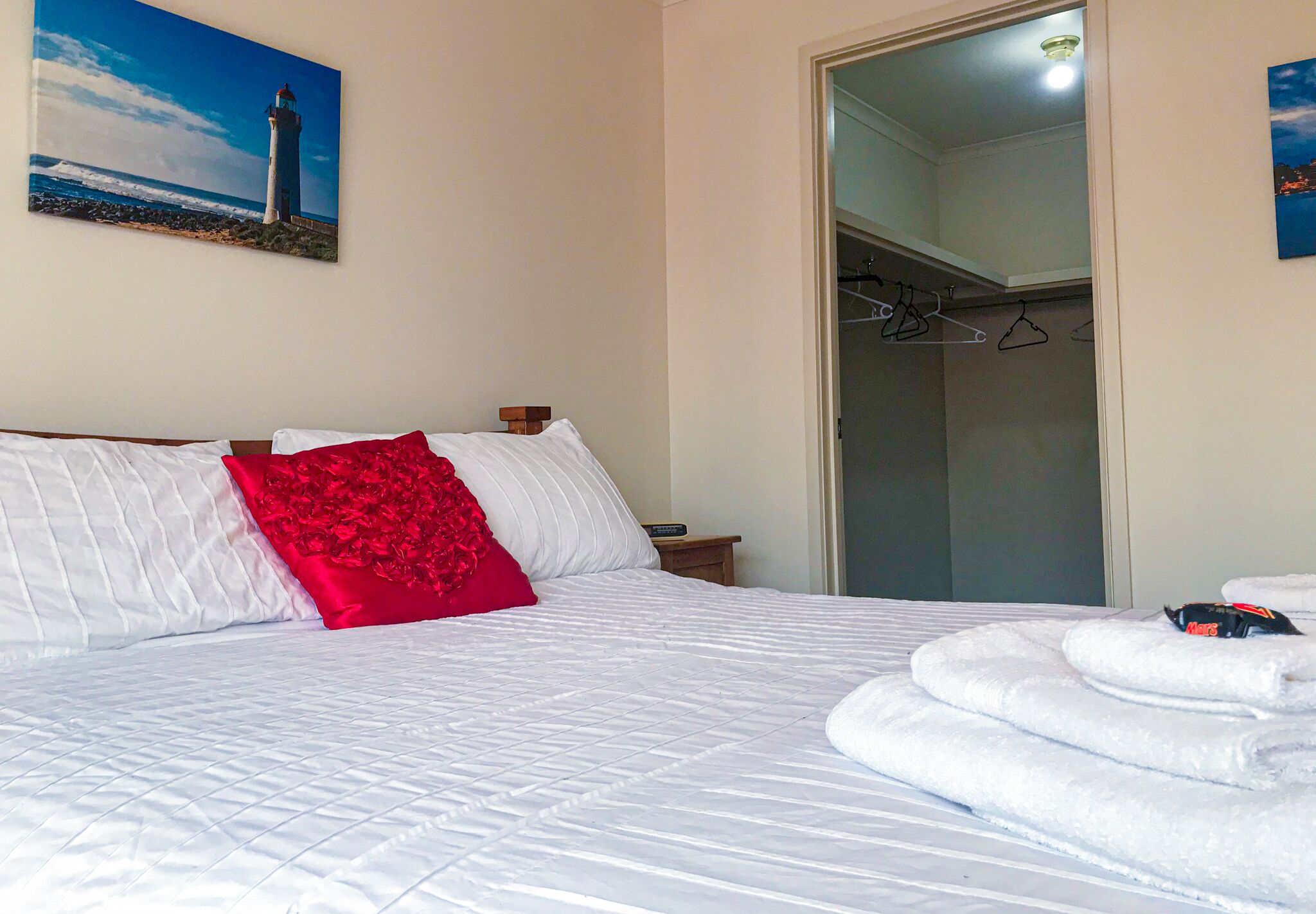 Narre Haven - Cosy and comfortable — image 9