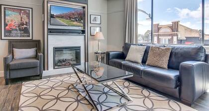 Mountain Retreat, Steps from Train Station