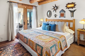 4 quartos, Wi-Fi de cortesia, roupa de cama