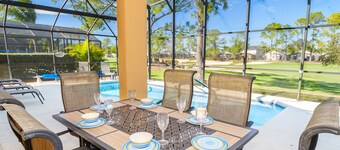 Disney,Golf. Villa 4 Bedroom 3 Bath 2 Master 2 lounges. Pool overlooks a Fairway