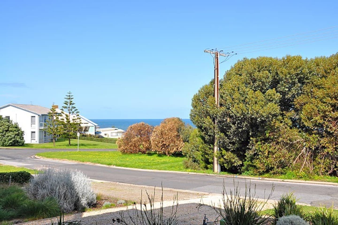 120 Seagull Hayborough Wi-Fi Beach Pet Friendly — image 2