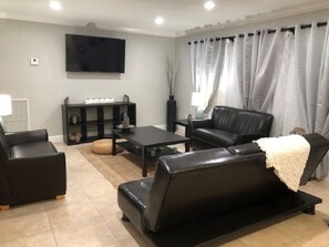 Smart-TV, bøker og filmbibliotek