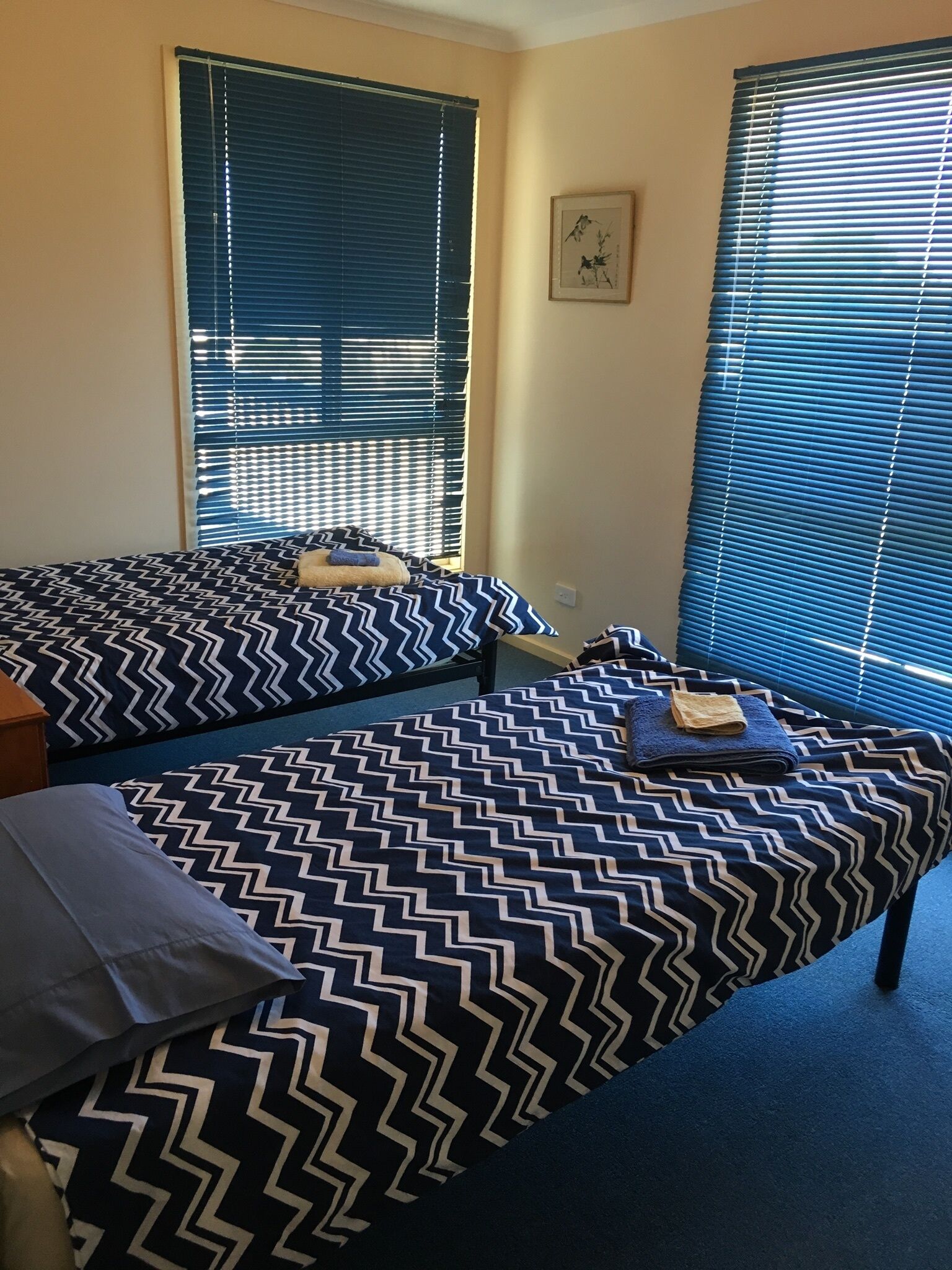 4 bedroom holiday house Port Julia with seaviews — image 10