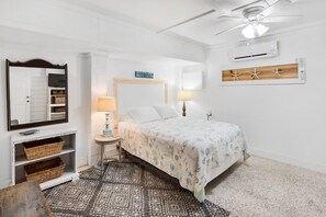 3 bedrooms, iron/ironing board, WiFi, bed sheets - TUCKED AWAY. 1/2 block from shops, restaurants and bars.1block to beach. (Folly Beach)