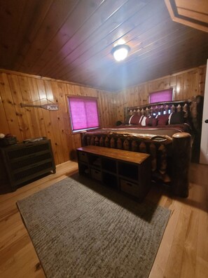 6 makuuhuonetta, vauvan matkasänky, ilmainen Wi-Fi, vuodevaatteet