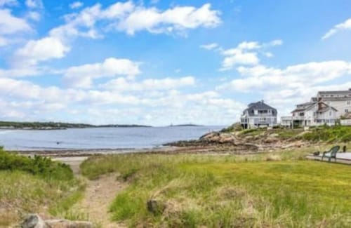 Long Beach & Private Good Harbor Beach, Beautiful Luxury Home, Ext'd Famil
