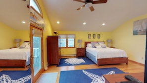 6 bedrooms, iron/ironing board, WiFi, bed sheets