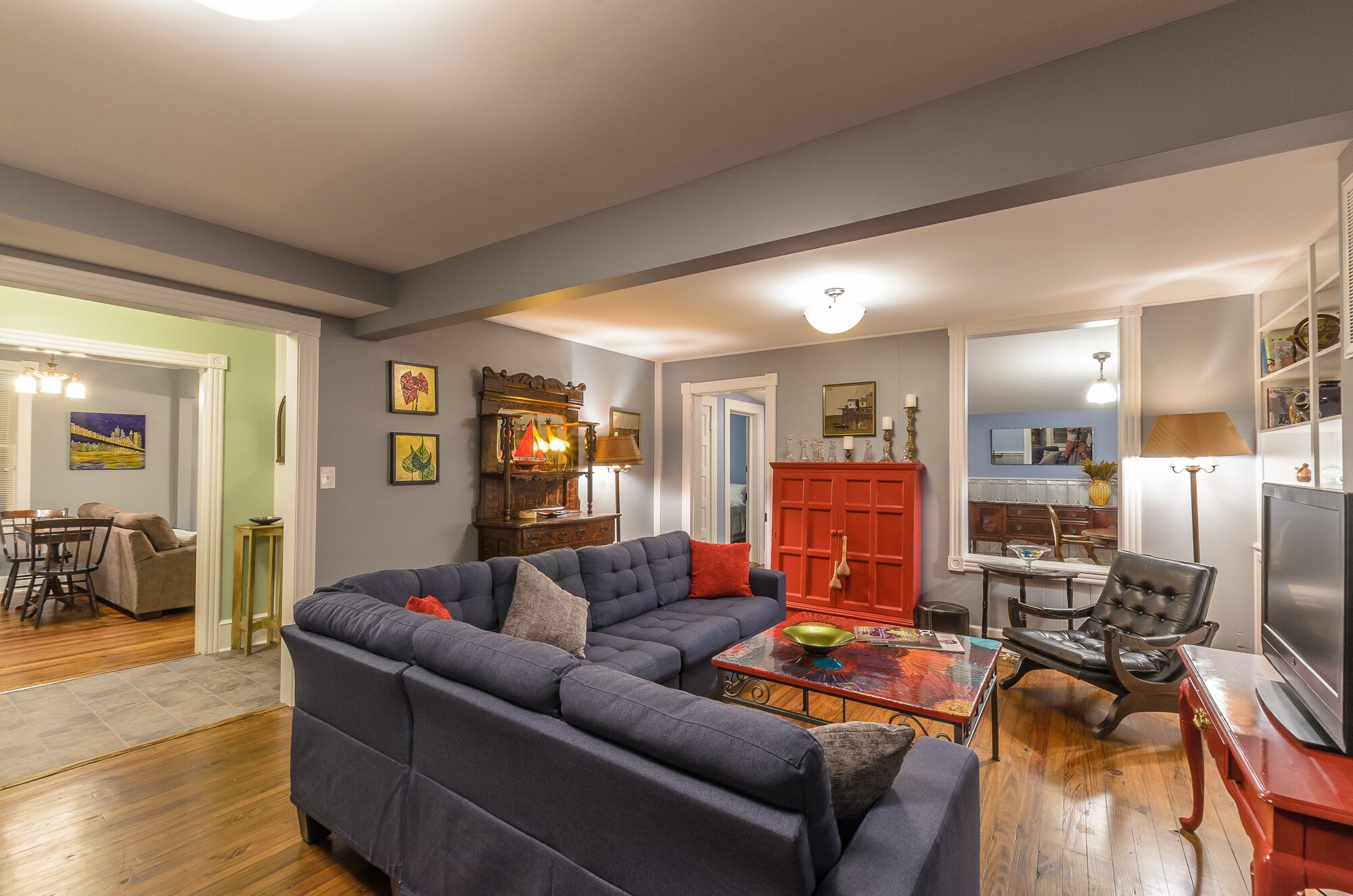 Welcome to White Point Manor