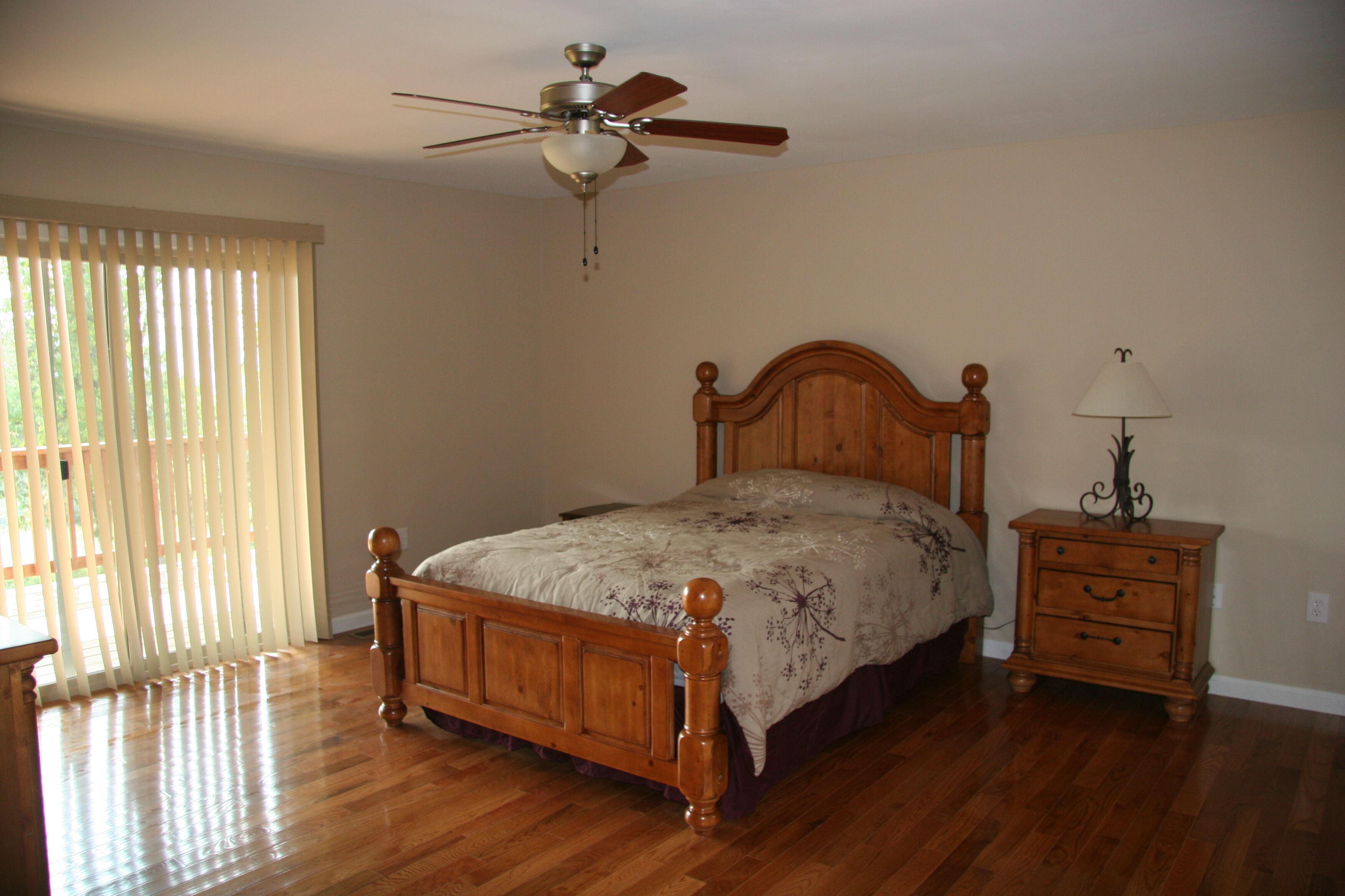 Perfect for Large families a 6 bedroom 3600 SF Cabin in the Valley