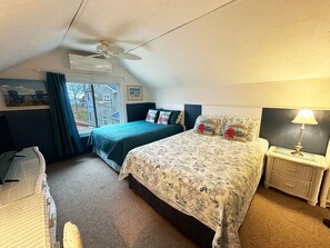3 bedrooms, desk, iron/ironing board, free WiFi