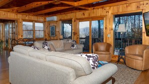 TV, fireplace, DVD player, table football - Spacious 6-bedroom cabin in West Jefferson, perfect for family getaways! (West Jefferson)